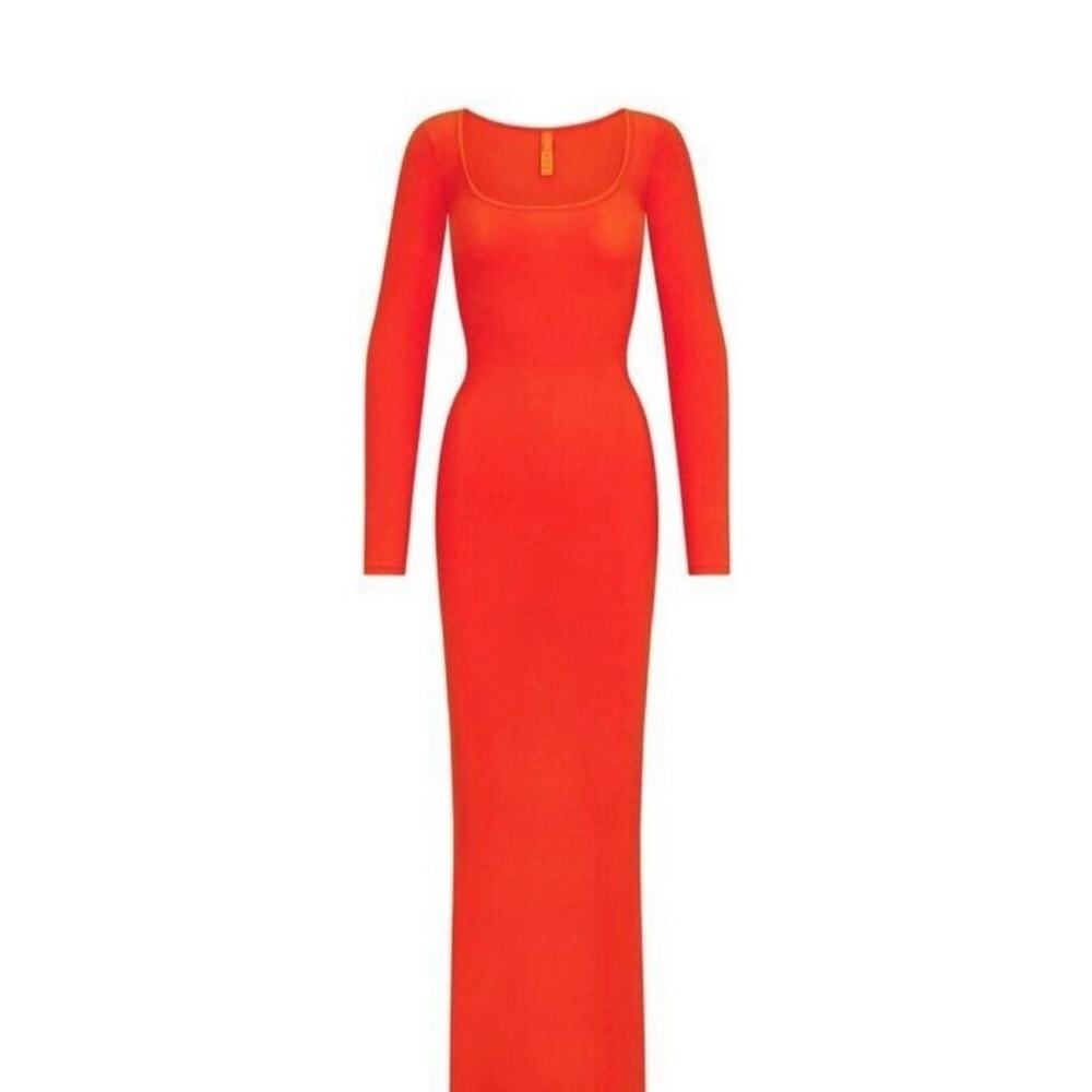 Elegant Orange Long Sleeve Dress